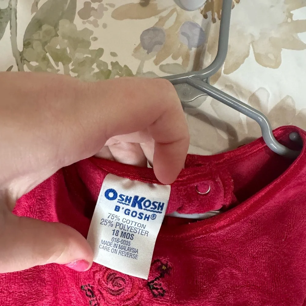 Oshkosh vintage velour jumpsuit 🛍